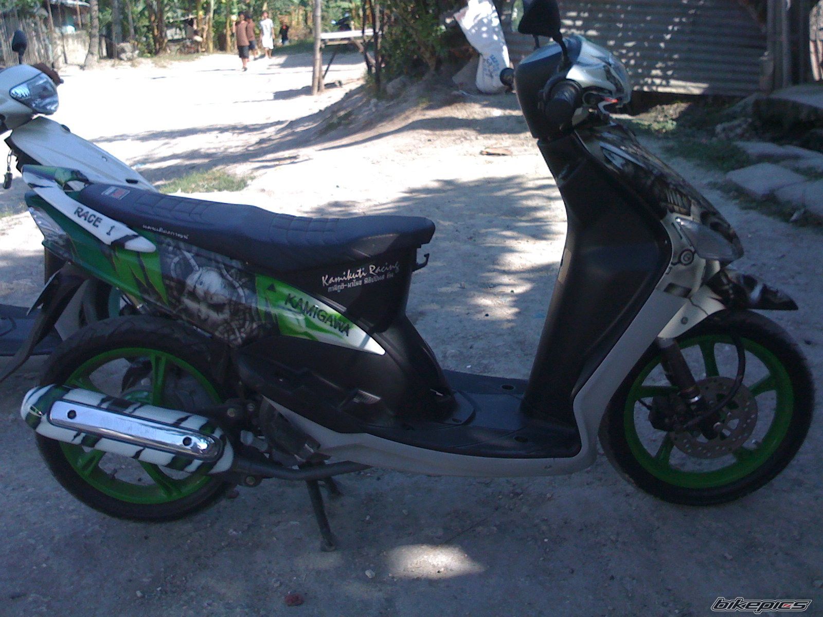 2010 YAMAHA MIO | Picture 1918461 motorcycle photo