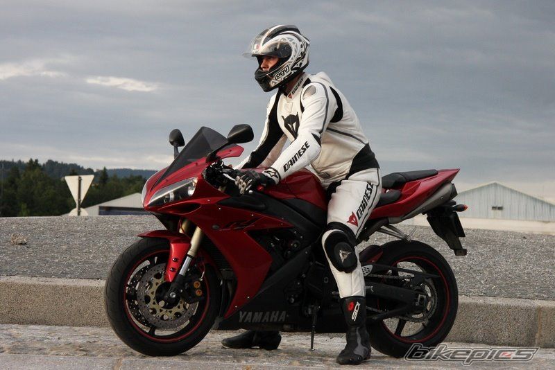 2005 YAMAHA YZF R1 | Picture 1918547 motorcycle photo
