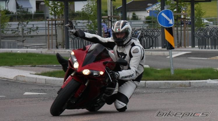 2005 YAMAHA YZF R1 | Picture 1918549 motorcycle photo