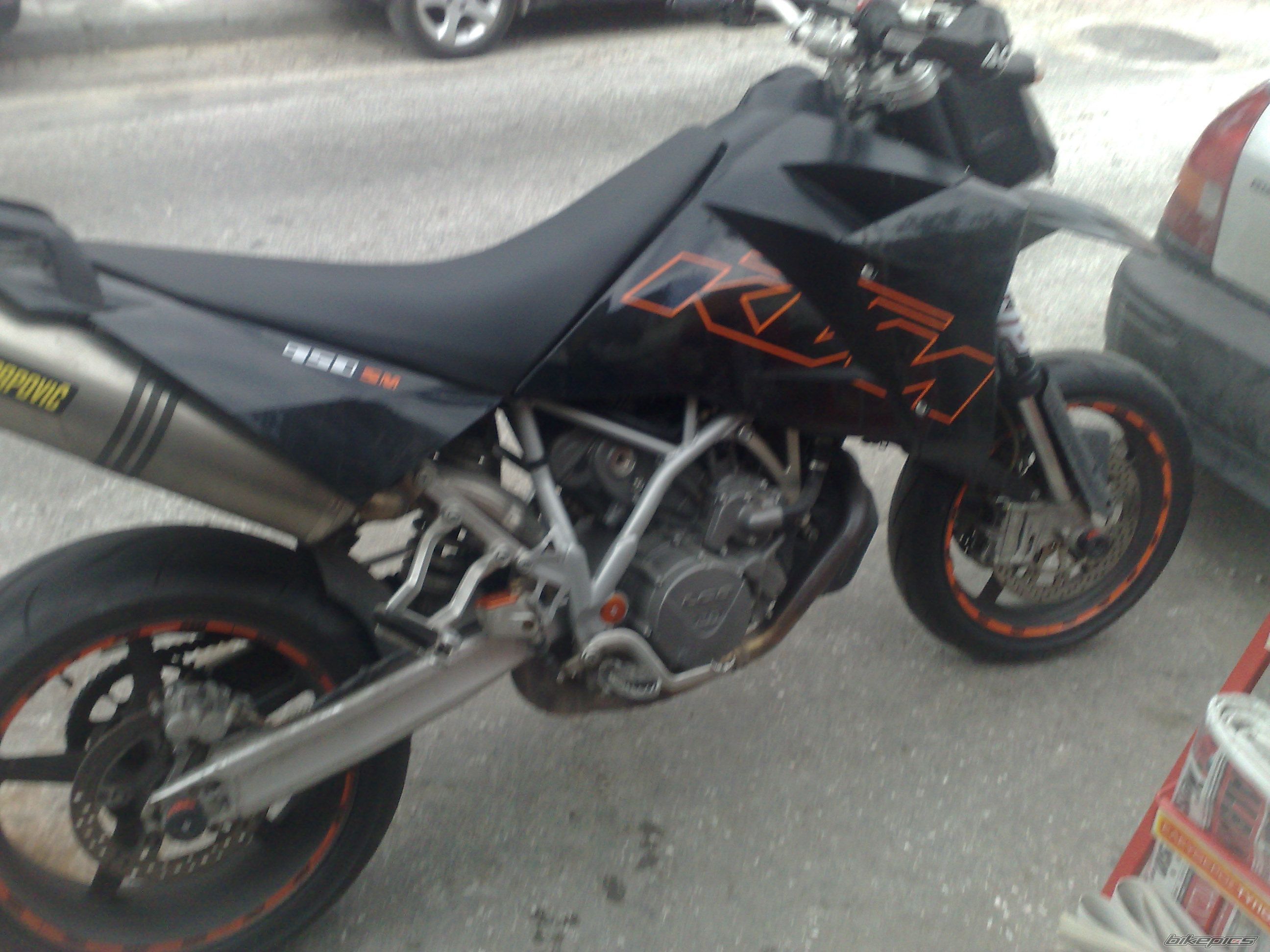 2008 KTM 950 SUPERMOTO | Picture 1919459 motorcycle photo