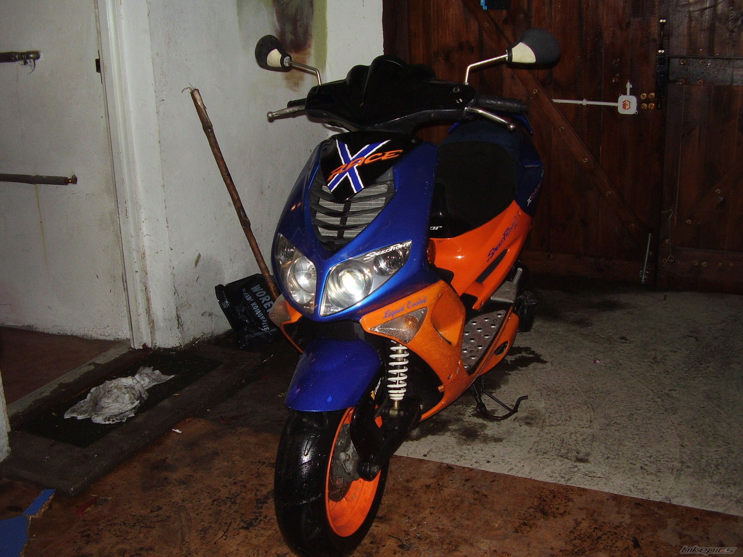 2002 PEUGEOT SPEEDFIGHT2 50 | Picture 1920844 motorcycle photo