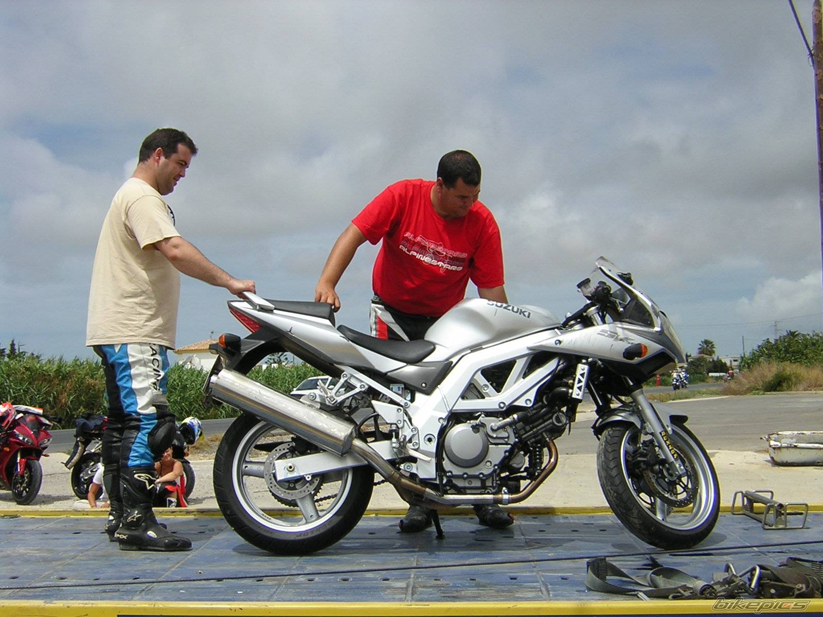 2003 SUZUKI SV 650S | Picture 192087 motorcycle photo