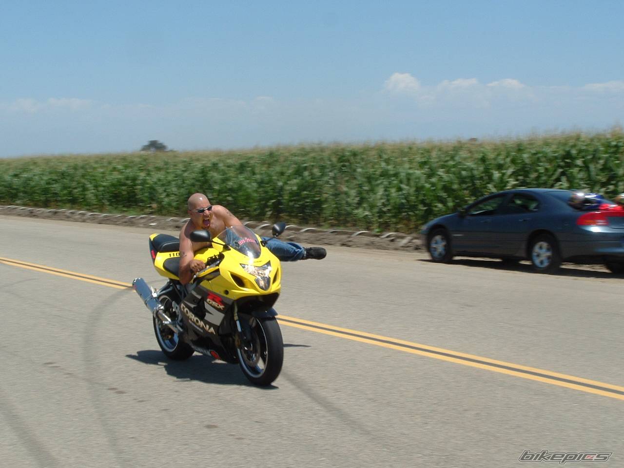 2004 SUZUKI GSX R 750 | Picture 192114 motorcycle photo