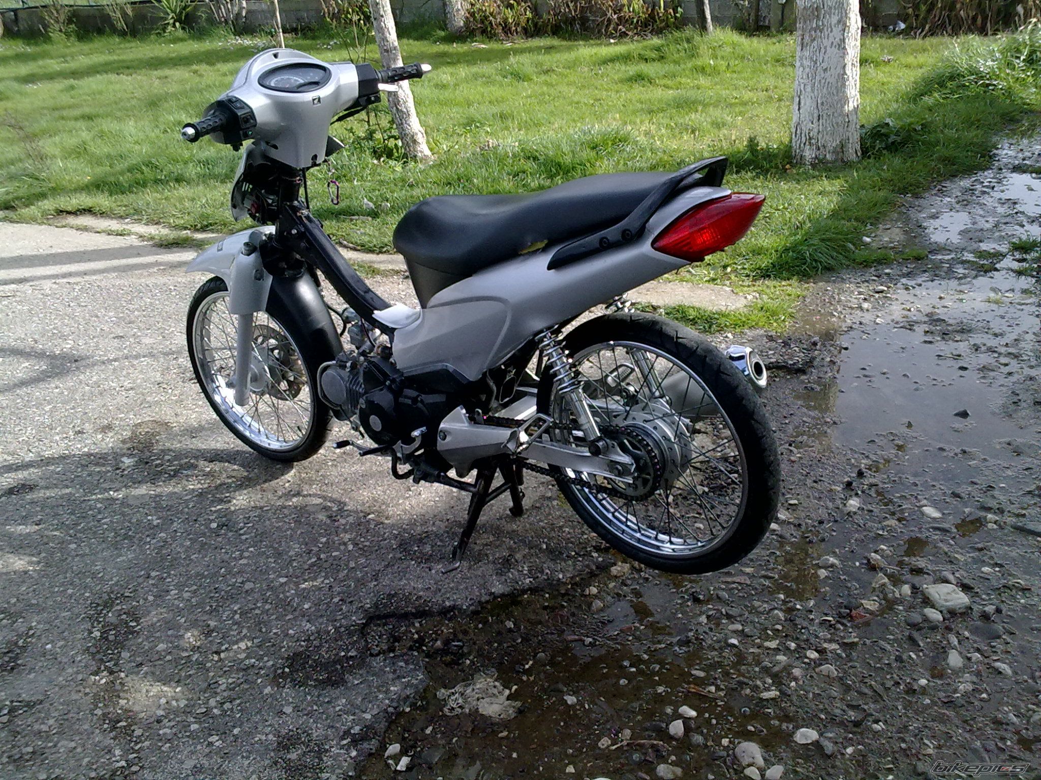 2010 HONDA INNOVA 125 | Picture 1924666 motorcycle photo