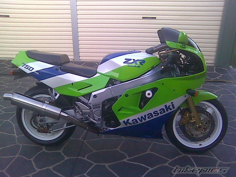 1990 KAWASAKI ZXR 750 | Picture 1925044 motorcycle photo