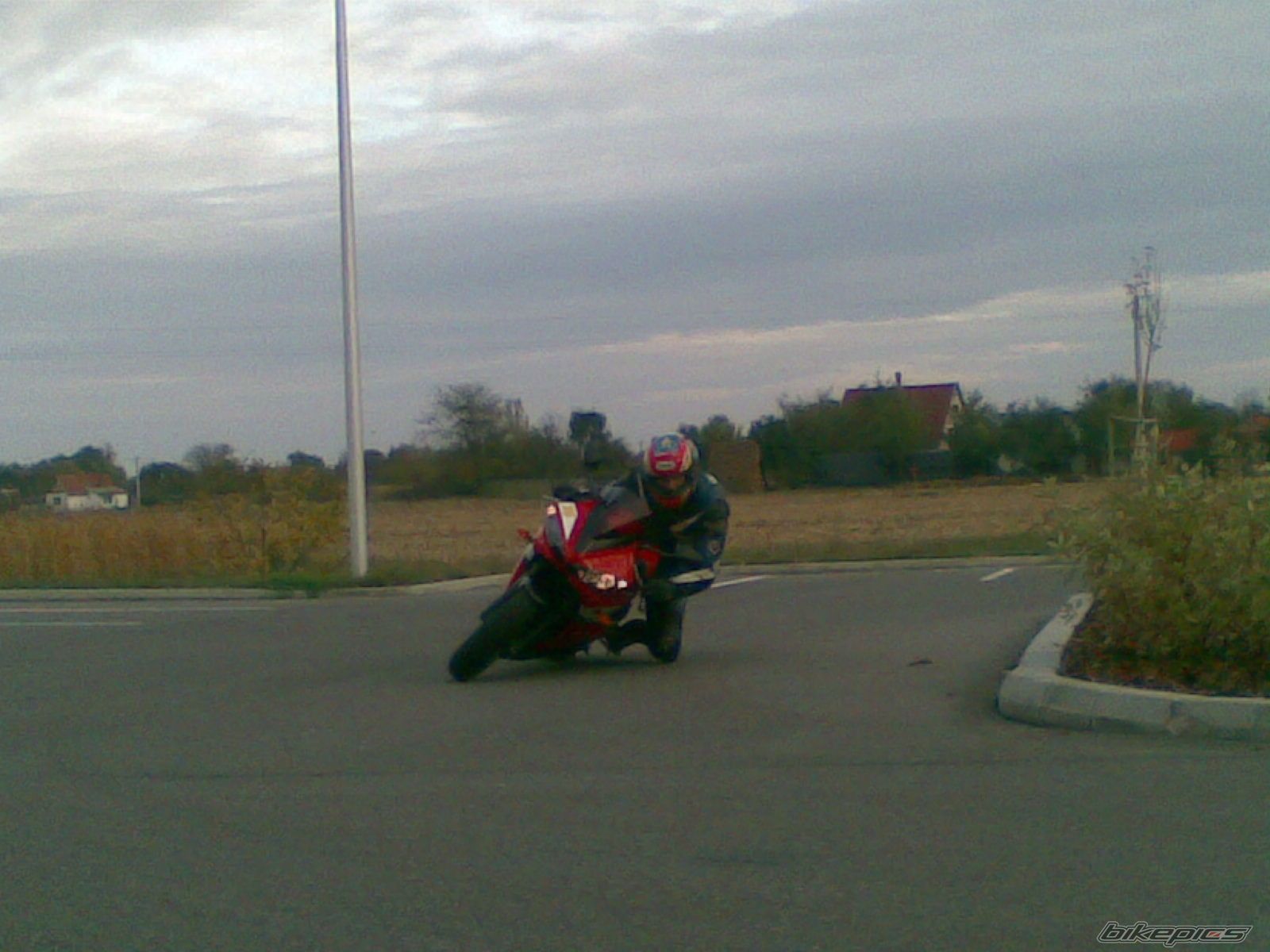 2004 YAMAHA YZF R6 | Picture 1925307 motorcycle photo