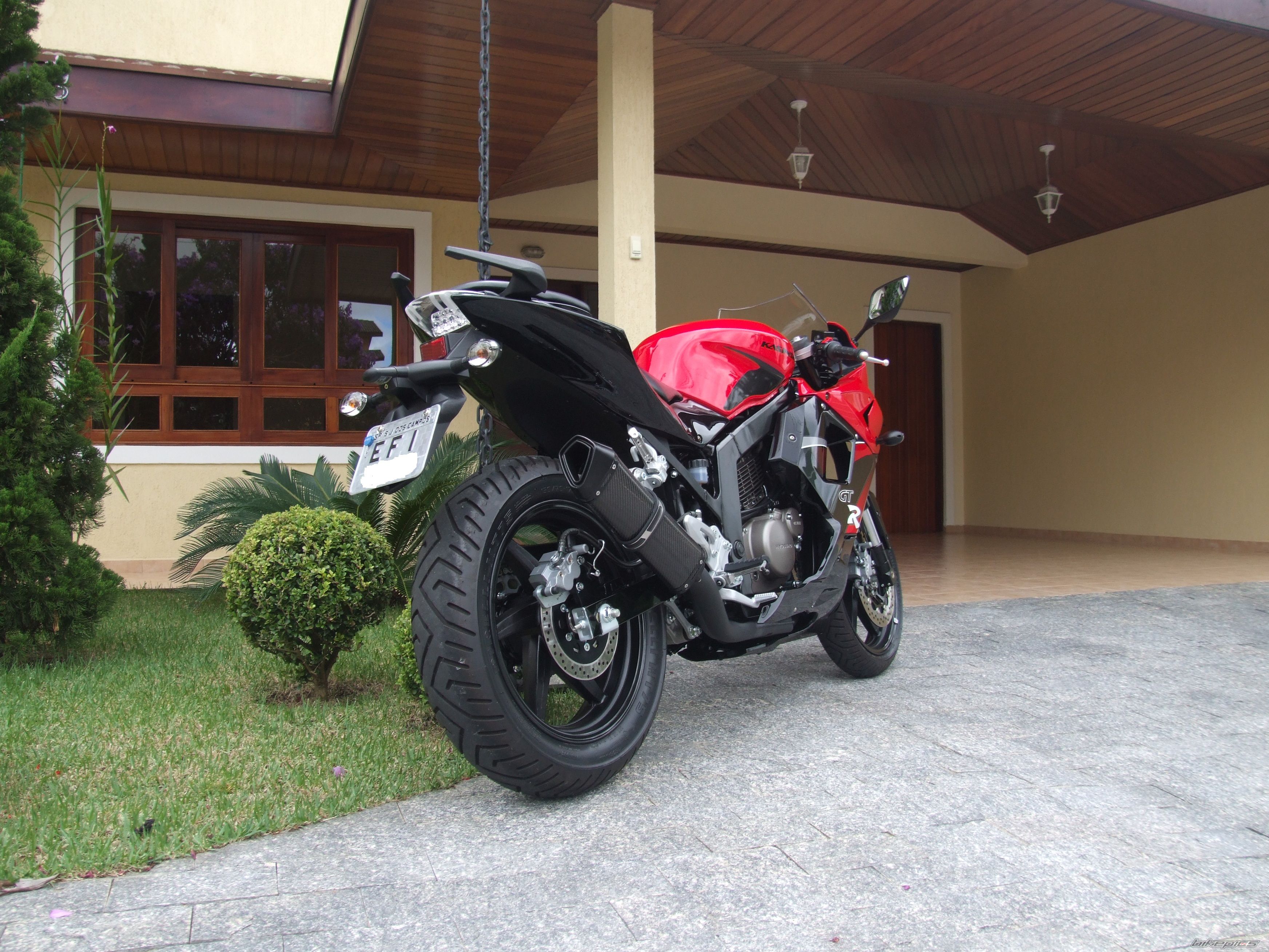 2010 HYOSUNG GT 250 R COMET | Picture 1928810 motorcycle photo