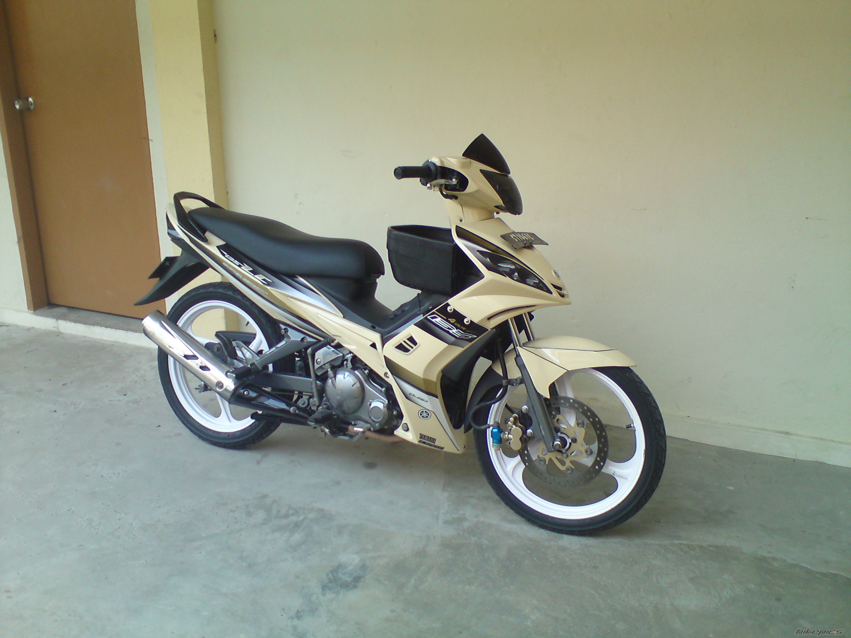2010 YAMAHA 135 LC | Picture 1929350 motorcycle photo