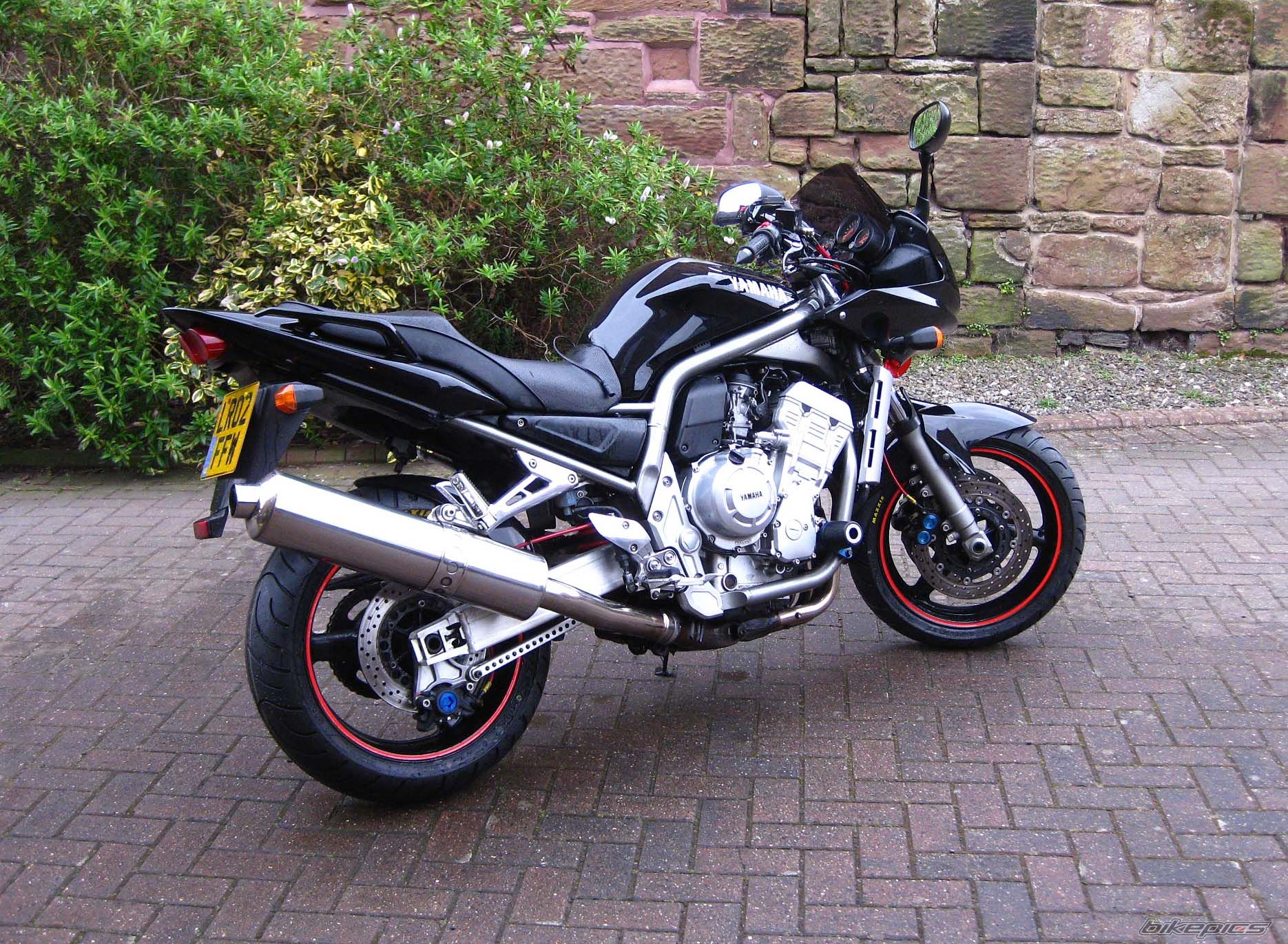 2002 YAMAHA FZS 1000 FAZER | Picture 1930412 motorcycle photo