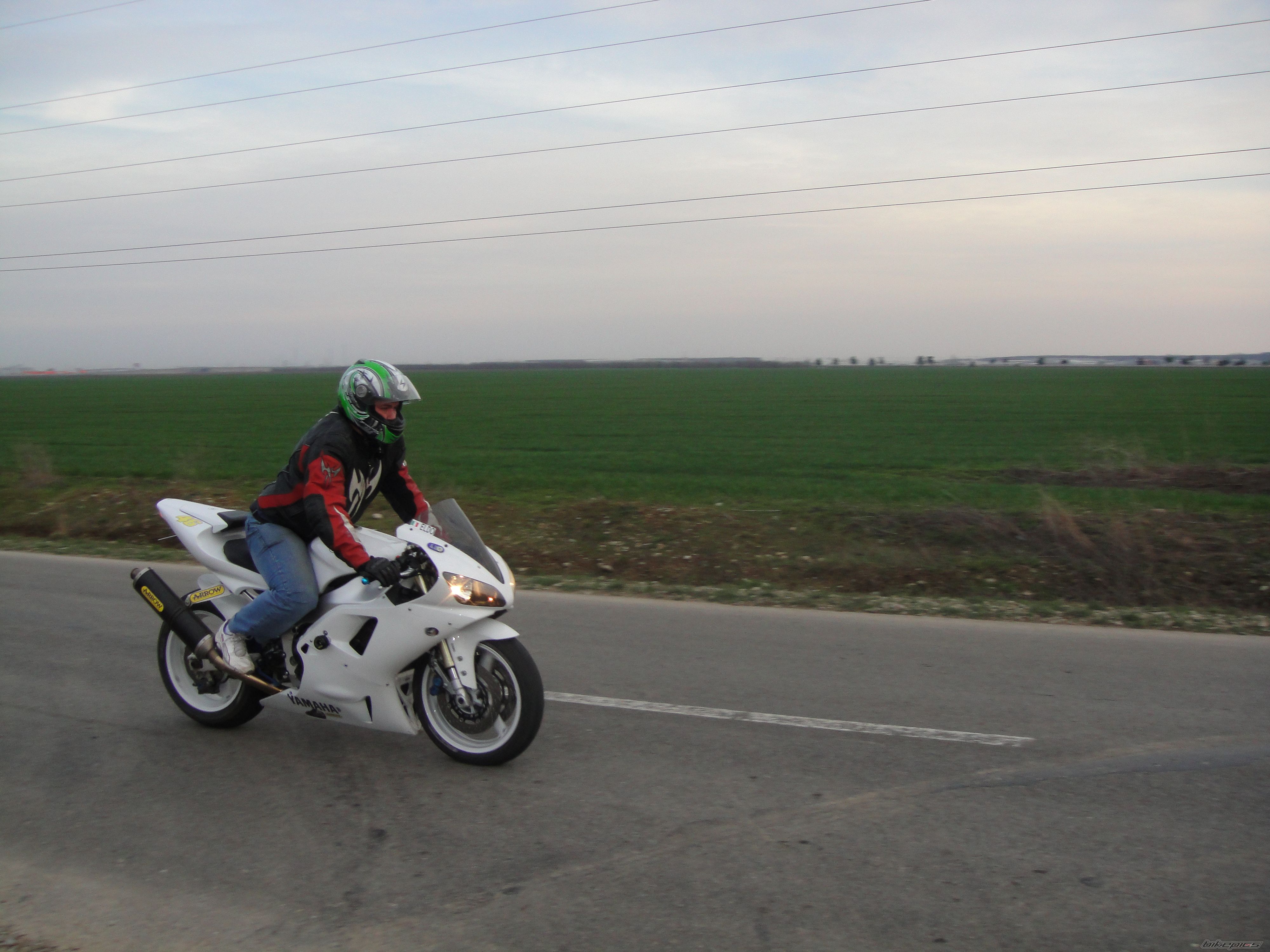 2001 YAMAHA YZF R1 | Picture 1933322 motorcycle photo