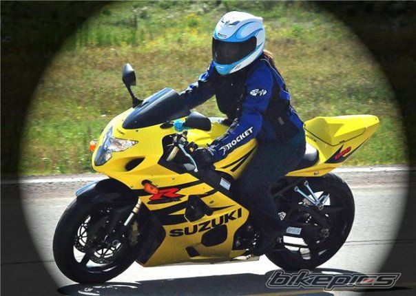 2004 SUZUKI GSX R 600 | Picture 1933541 motorcycle photo