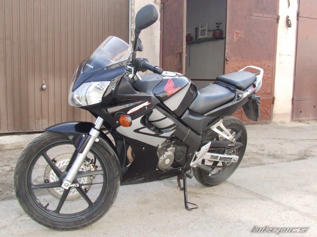 2005 HONDA CBR 125 | Picture 1934397 motorcycle photo
