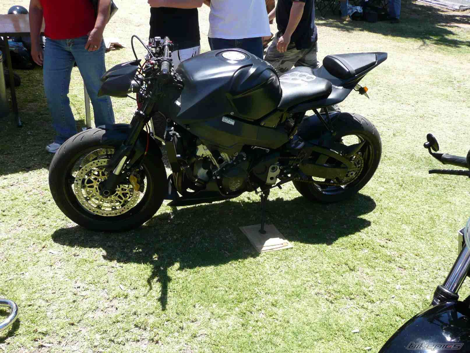 2003 HONDA CBR 900 | Picture 1934709 motorcycle photo