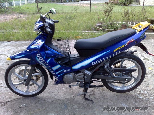2010 YAMAHA 125 ZR | Picture 1934803 motorcycle photo