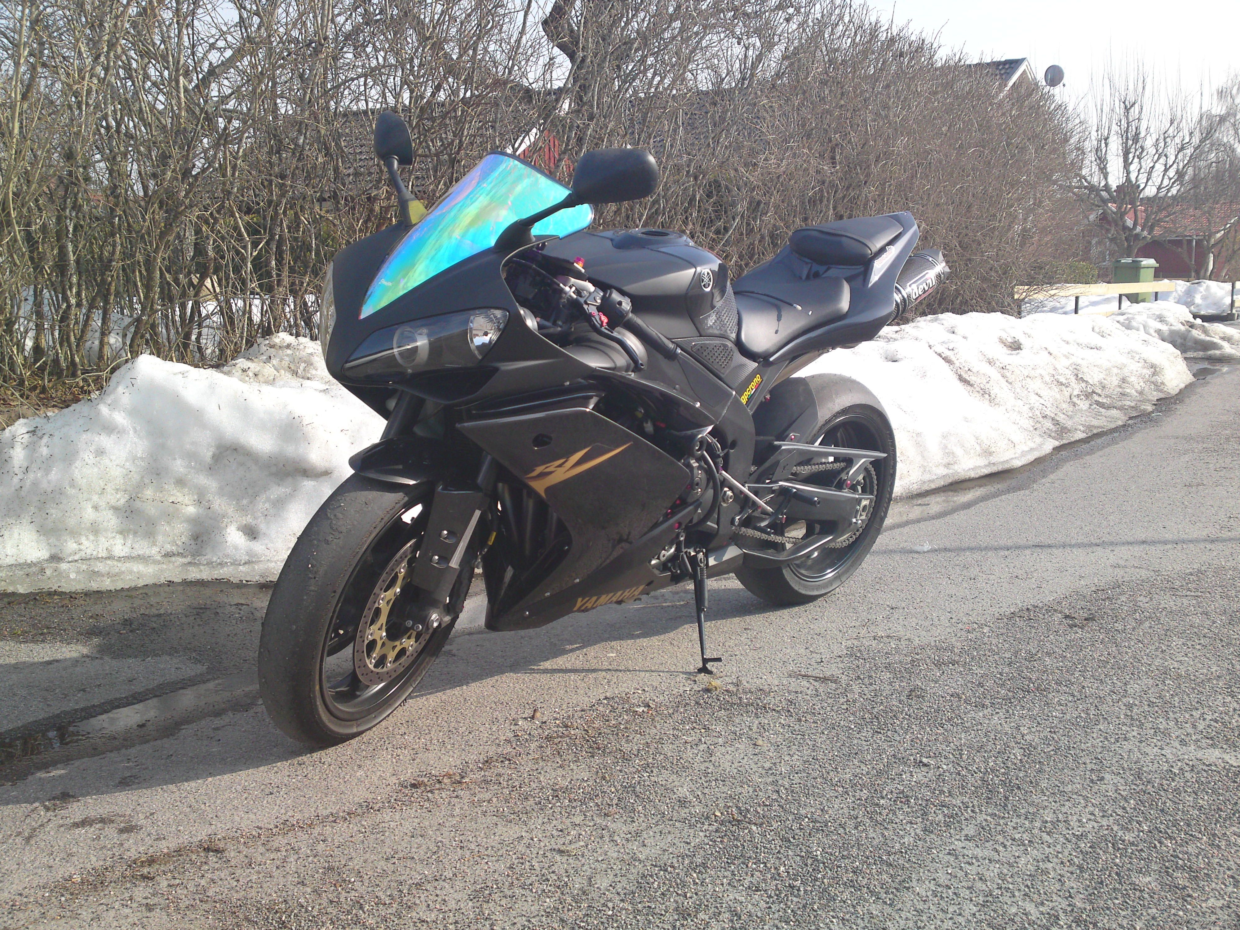 2008 YAMAHA YZF R1 | Picture 1935100 motorcycle photo