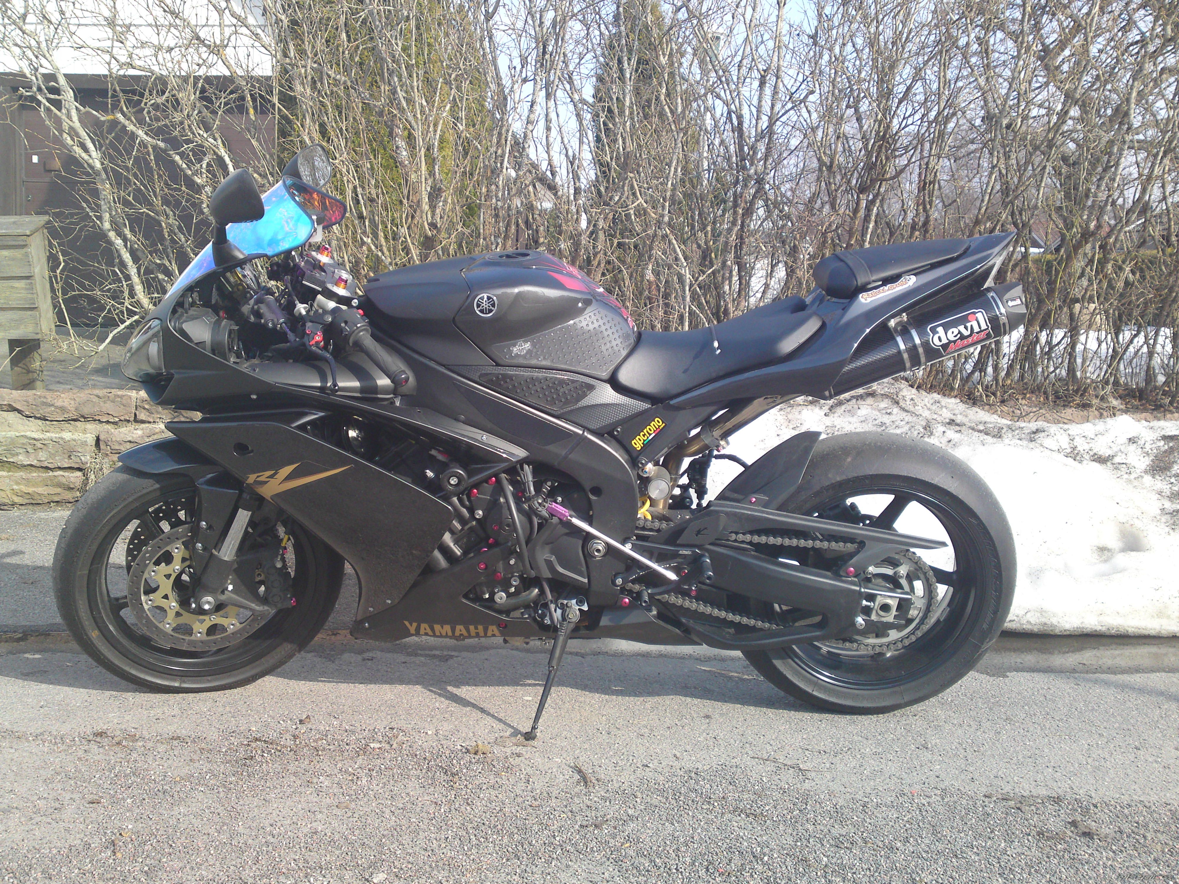 2008 YAMAHA YZF R1 | Picture 1935110 motorcycle photo