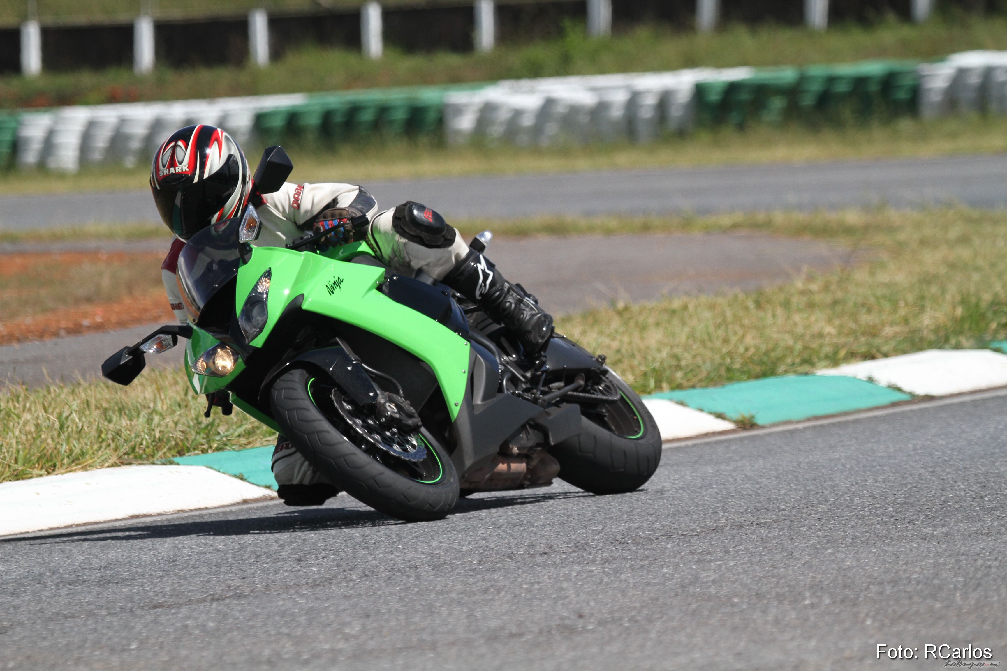 2009 KAWASAKI ZX 10R | Picture 1935137 motorcycle photo
