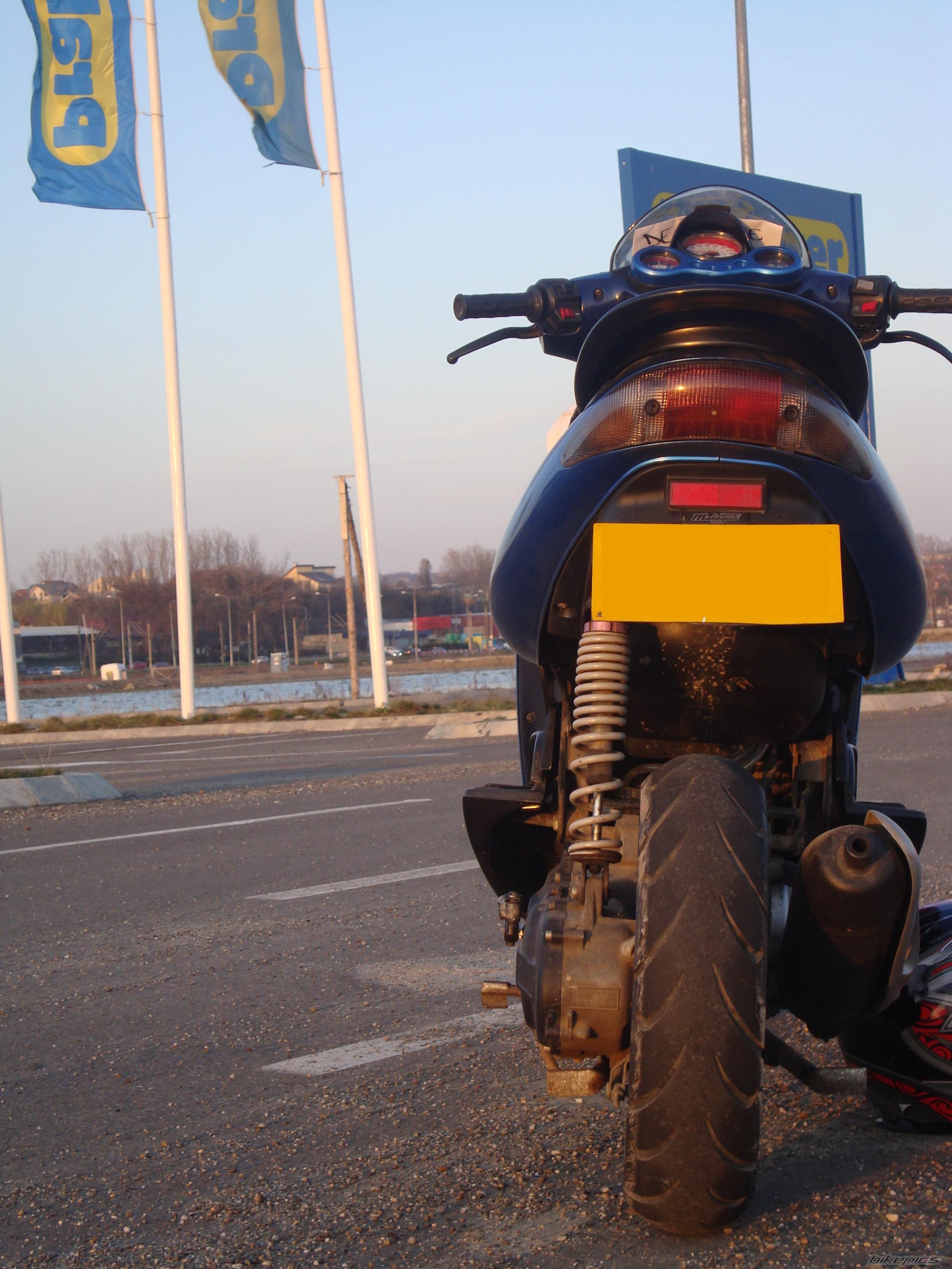 2000 MALAGUTI FIREFOX 50 F15 | Picture 1935758 motorcycle photo