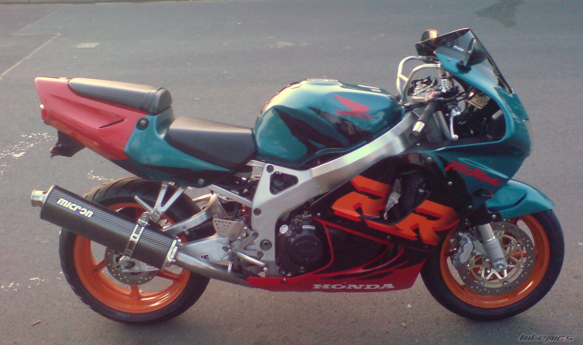 1999 HONDA CBR 900 | Picture 1937771 motorcycle photo