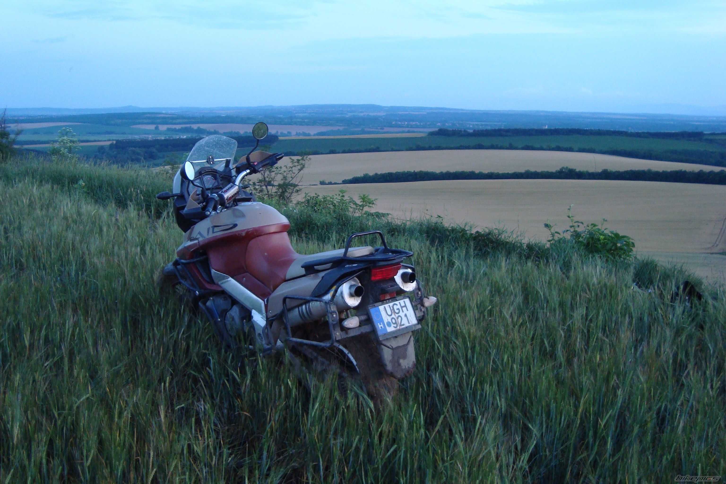2005 APRILIA CAPONORD RALLY RAID | Picture 1938476 motorcycle photo