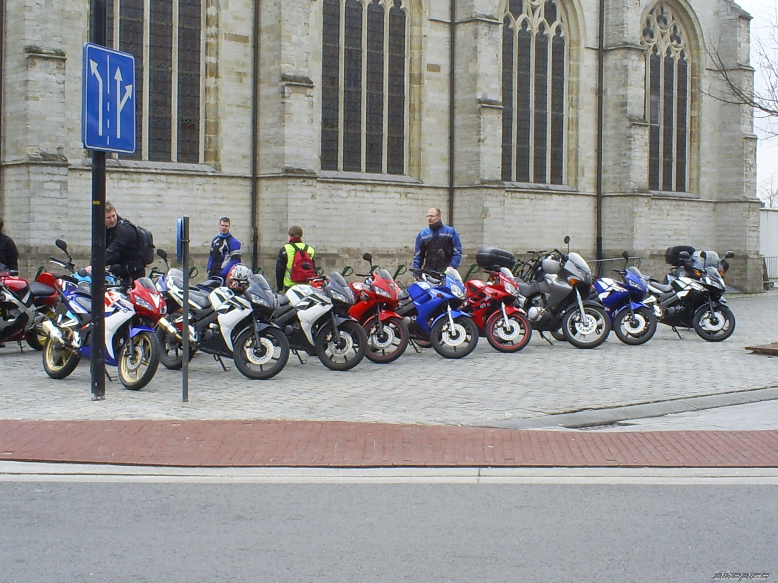 2009 HONDA CBR 125 | Picture 1940525 motorcycle photo