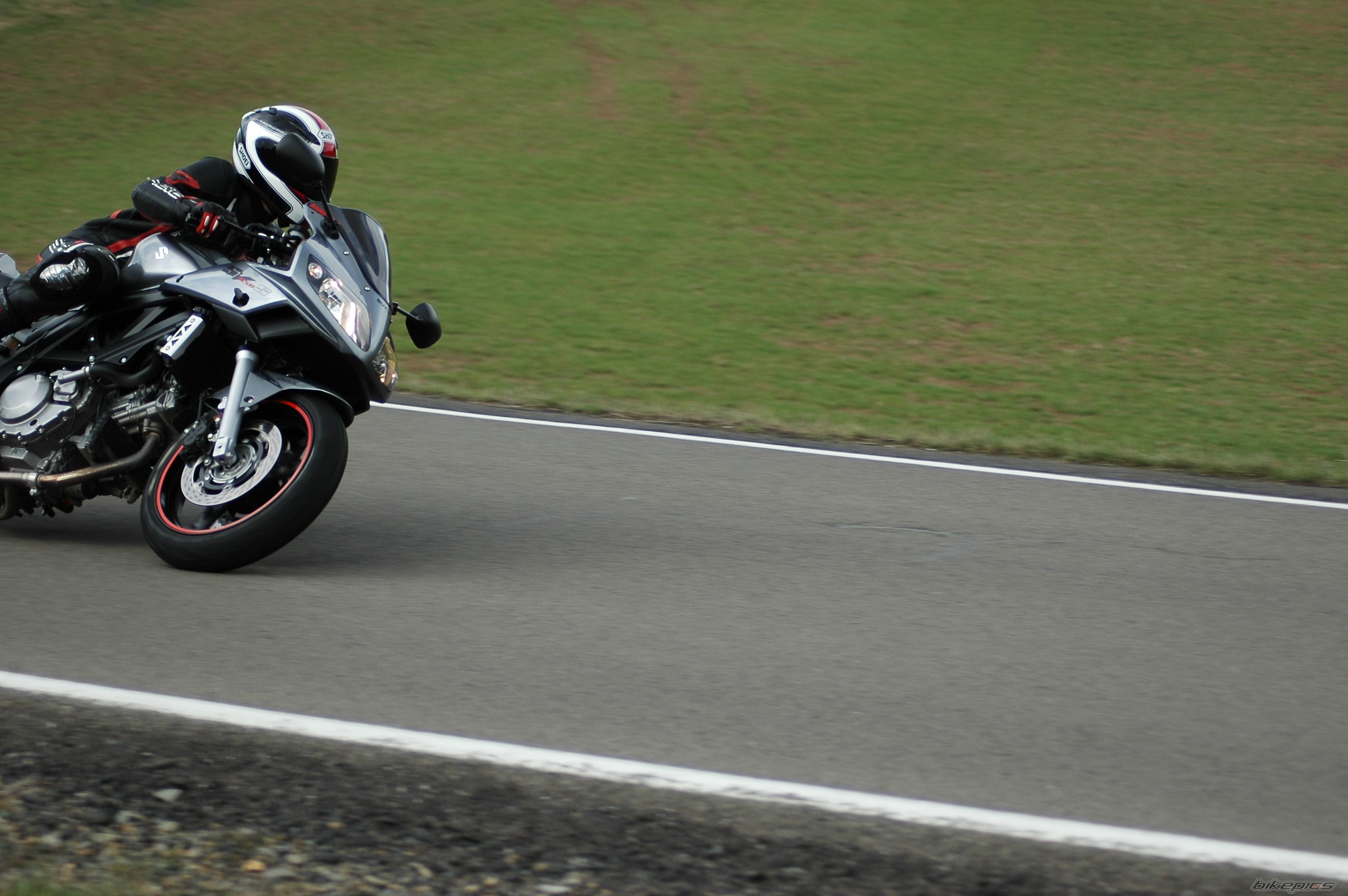 2007 SUZUKI SV 650S | Picture 1941527 motorcycle photo