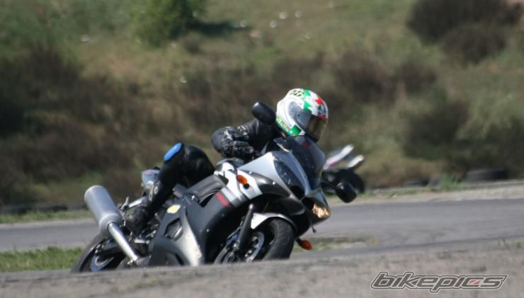 2003 YAMAHA YZF R6 | Picture 1942914 motorcycle photo