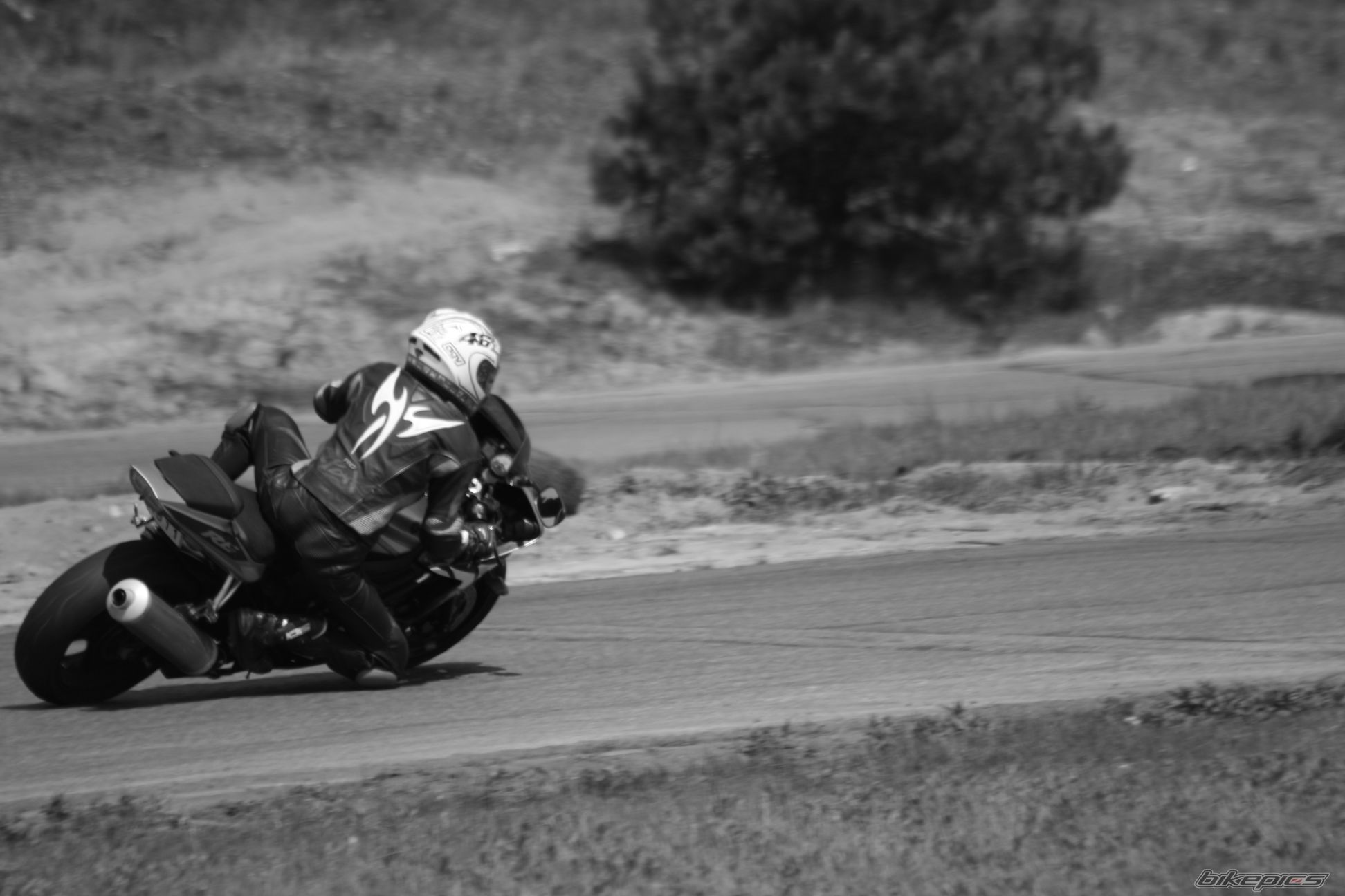 2003 YAMAHA YZF R6 | Picture 1942915 motorcycle photo