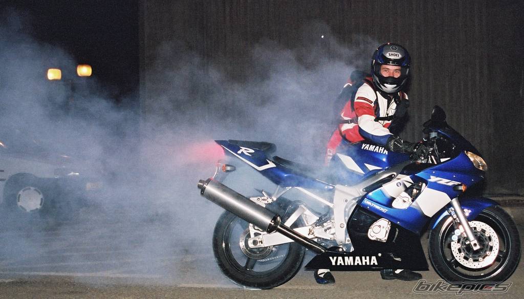 2001 YAMAHA YZF R6 | Picture 19430 motorcycle photo