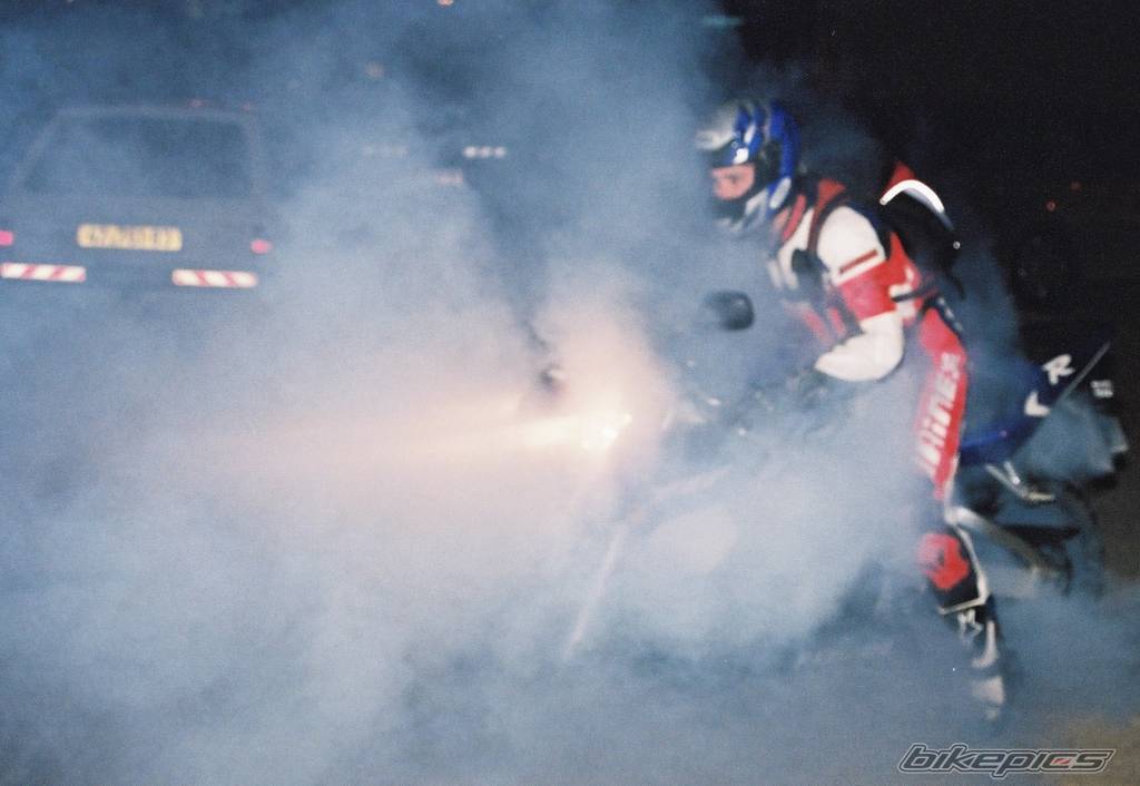 2001 YAMAHA YZF R6 | Picture 19432 motorcycle photo