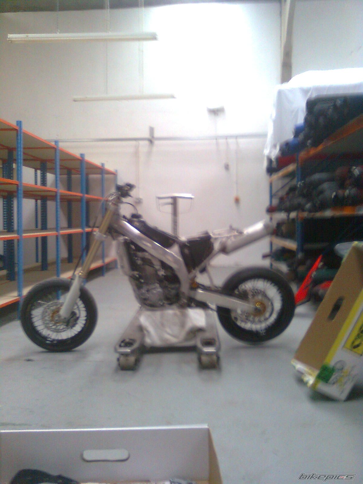 2004 HONDA CRF 450 | Picture 1944143 motorcycle photo