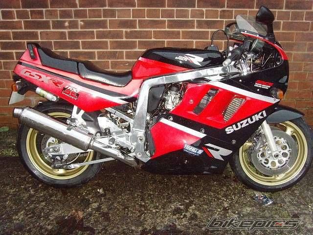 1989 SUZUKI GSX R 1100 | Picture 1945257 motorcycle photo