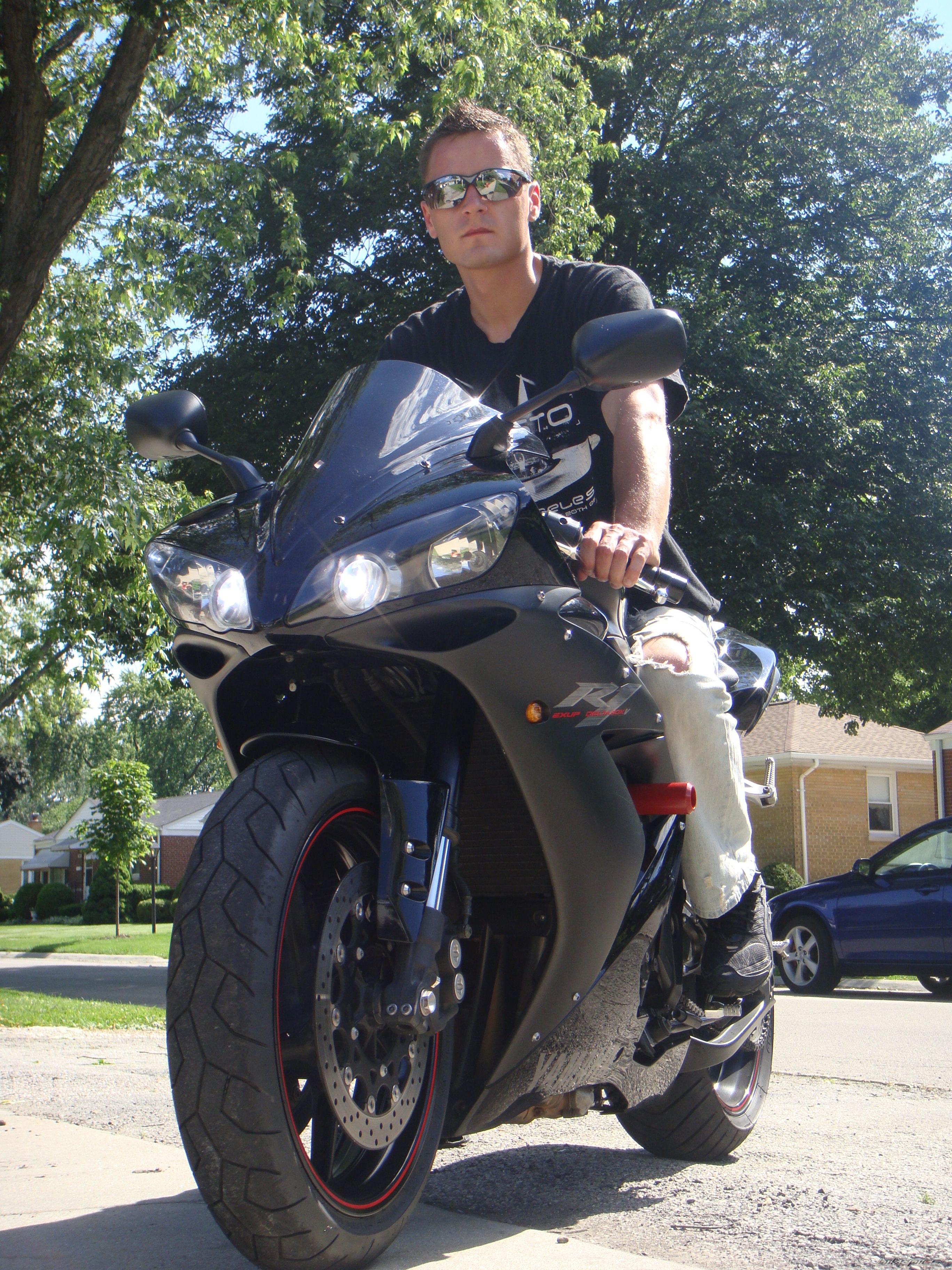 2005 YAMAHA YZF R1 | Picture 1945406 motorcycle photo