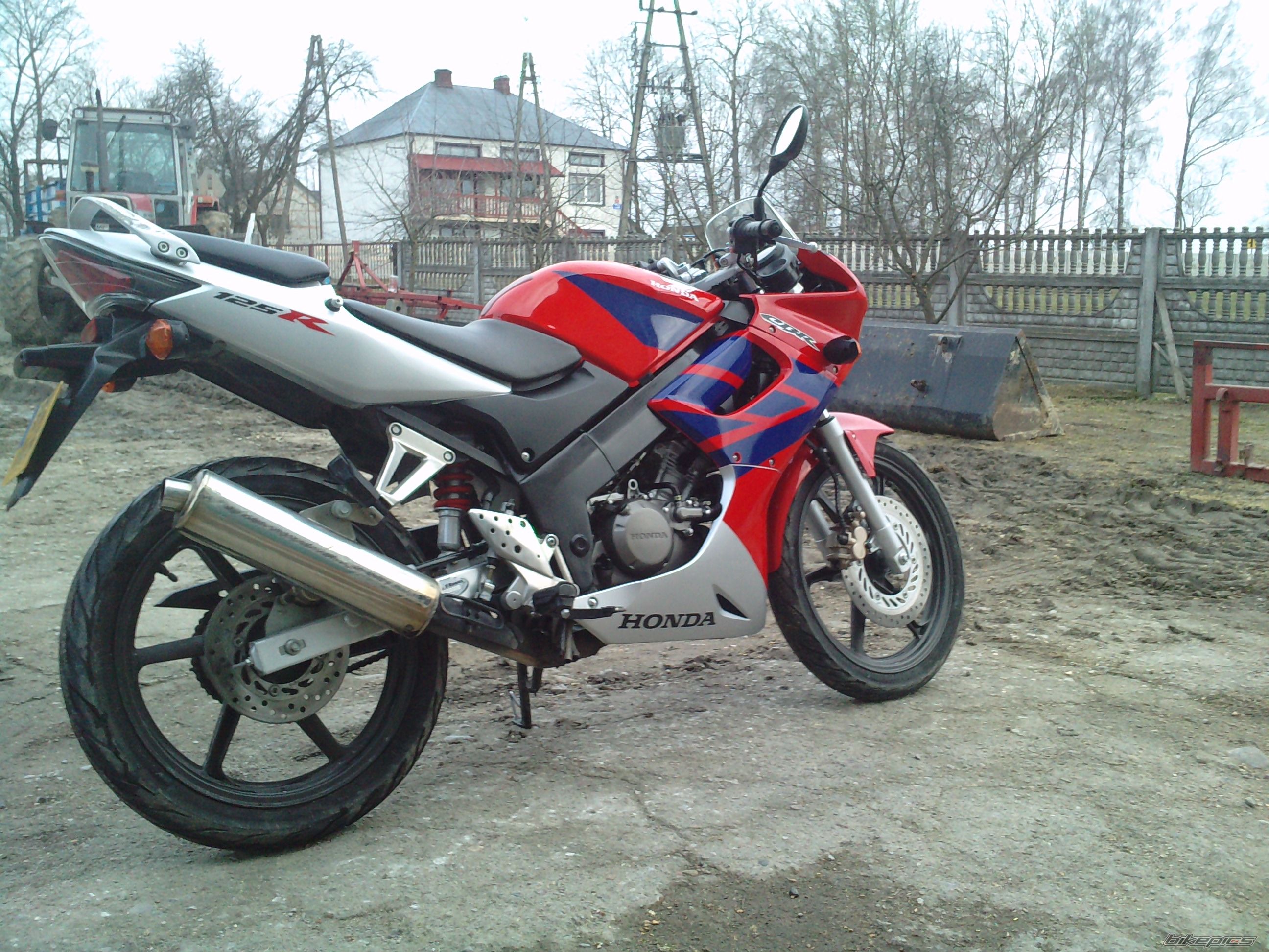 2006 HONDA CBR 125 | Picture 1945824 motorcycle photo