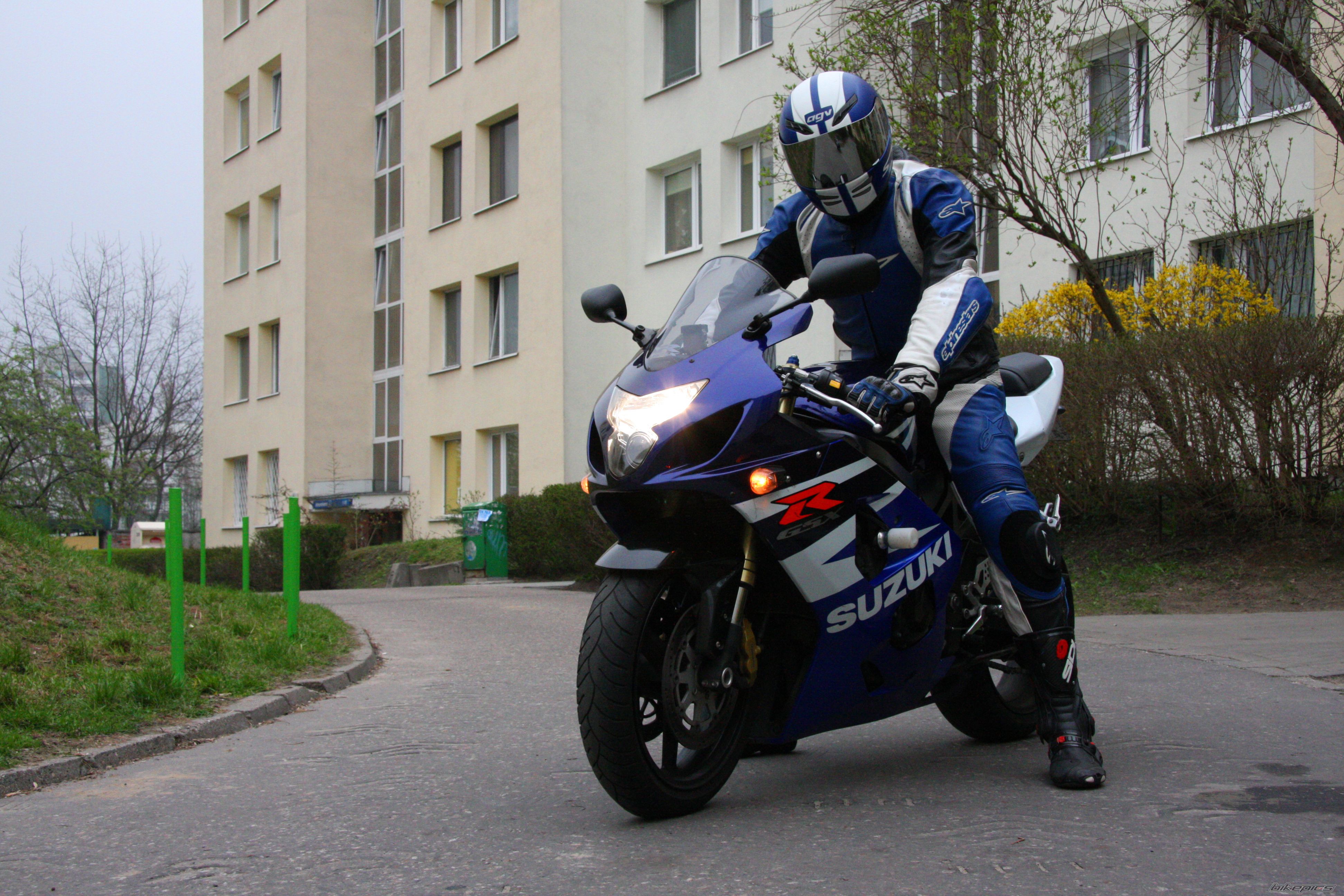2004 SUZUKI GSX R 600 | Picture 1947497 motorcycle photo