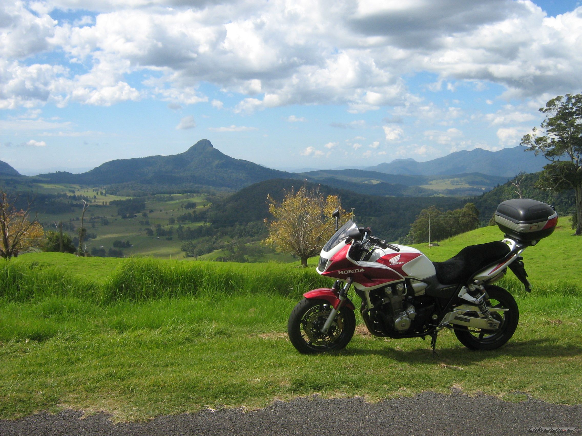 2005 HONDA CB1300 | Picture 1948510 motorcycle photo