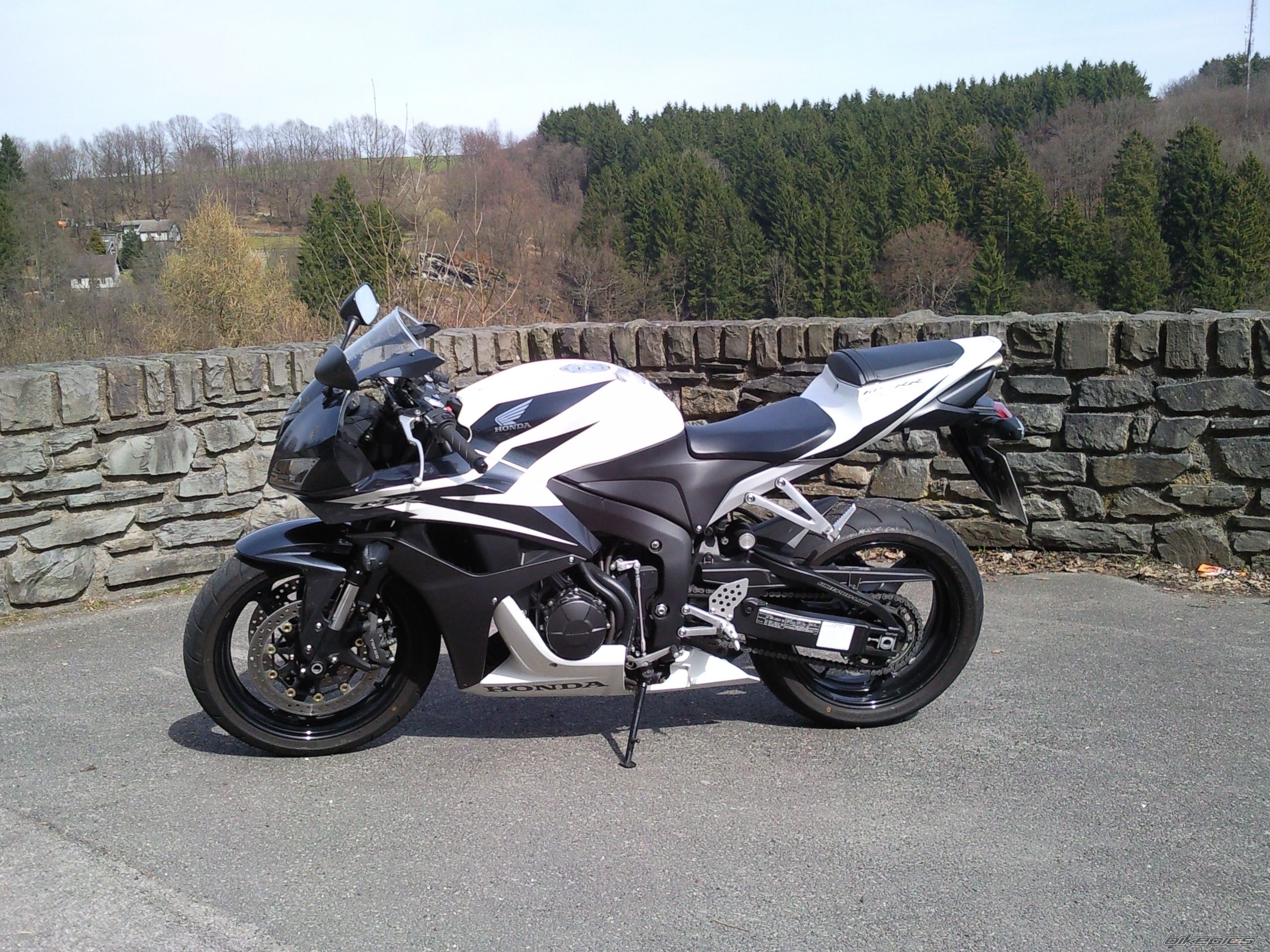 2007 HONDA CBR 600 RR | Picture 1949128 motorcycle photo