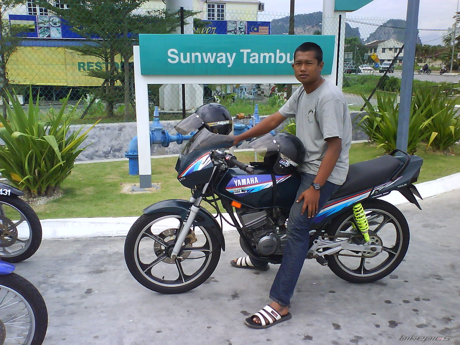 2010 YAMAHA RXZ 135 | Picture 1949390 motorcycle photo
