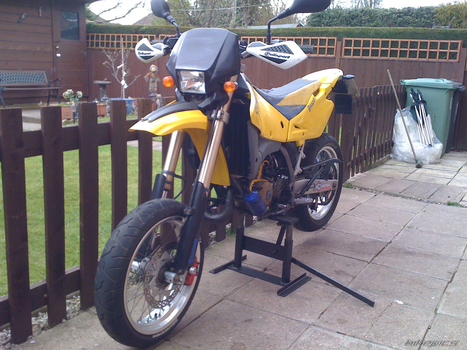 2000 HUSQVARNA SM 125 S | Picture 1950440 motorcycle photo