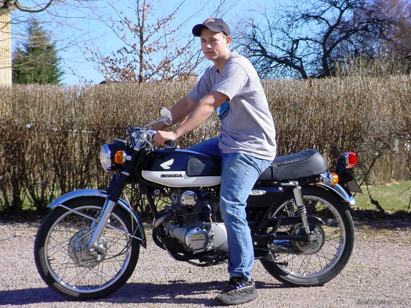 1970 HONDA CB 125 | Picture 195069 motorcycle photo