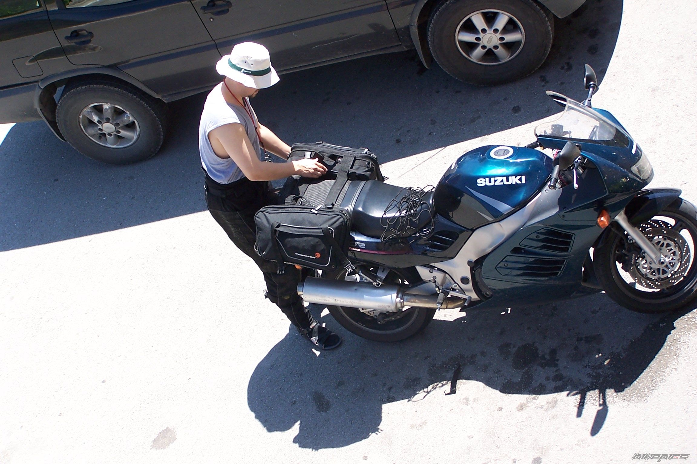 1997 SUZUKI RF 900 | Picture 1950729 motorcycle photo