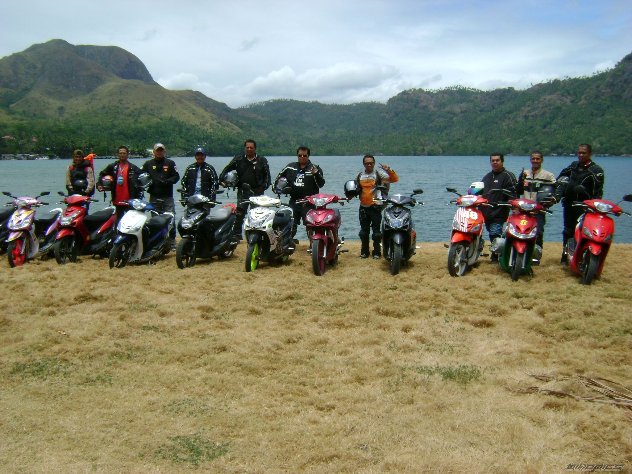 2010 YAMAHA MIO | Picture 1954377 motorcycle photo