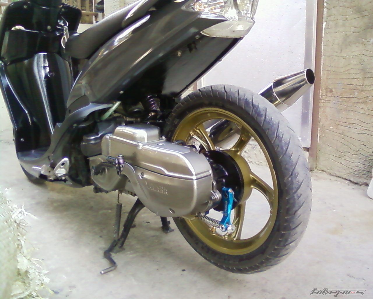 2010 YAMAHA MIO | Picture 1955458 motorcycle photo