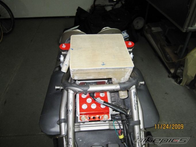 2001 DUCATI 748 | Picture 1958129 motorcycle photo