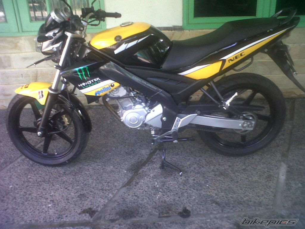 2010 YAMAHA FZ 150 | Picture 1958676 motorcycle photo