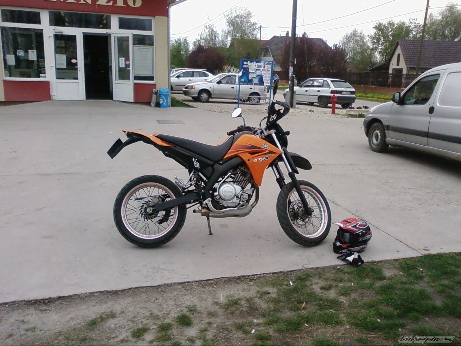 2006 YAMAHA XT 125 | Picture 1960107 motorcycle photo
