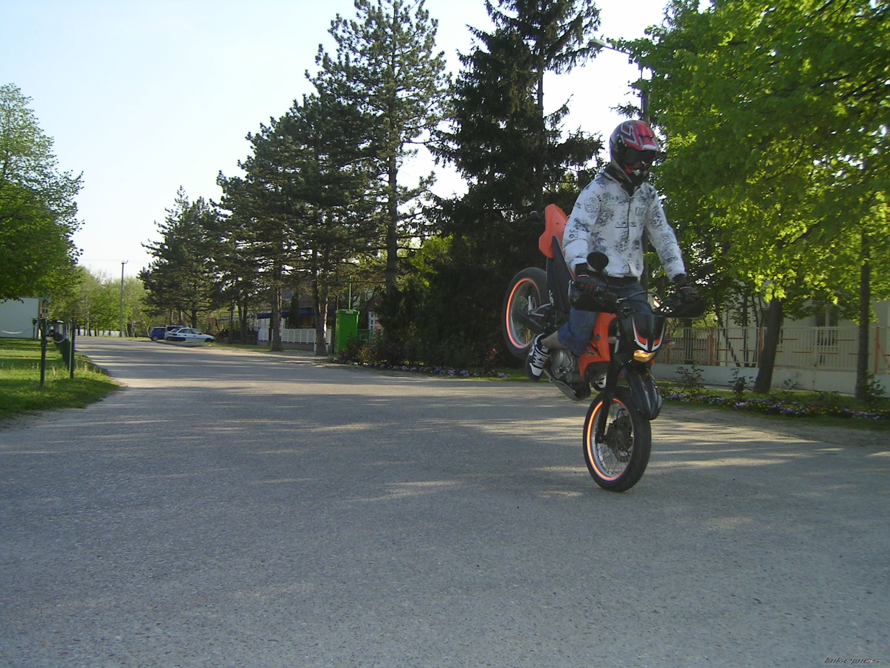 2006 YAMAHA XT 125 | Picture 1960159 motorcycle photo
