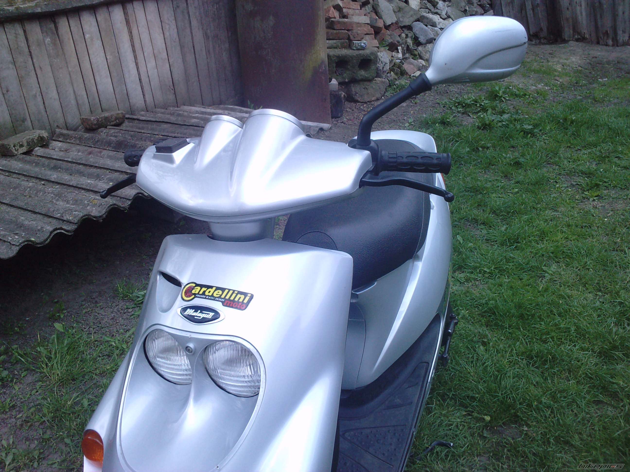 2004 MALAGUTI F 10 50 | Picture 1962692 motorcycle photo