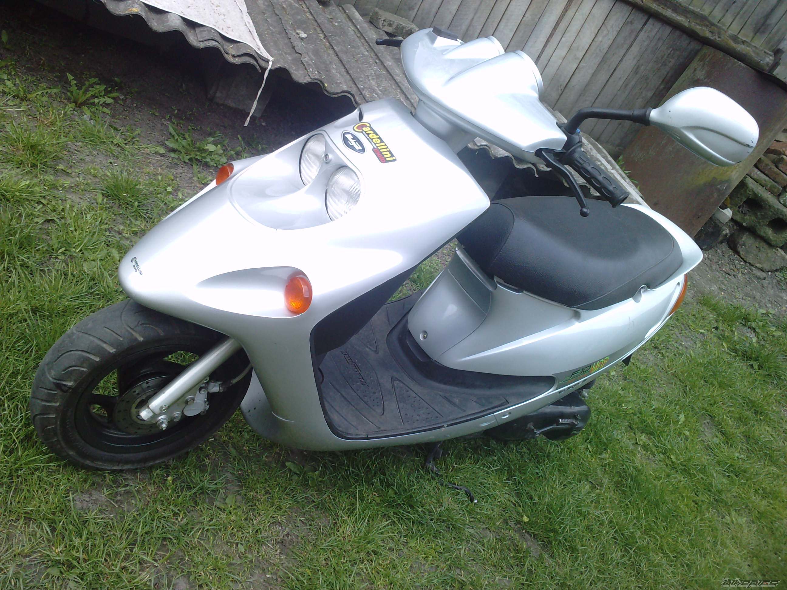 2004 MALAGUTI F 10 50 | Picture 1962700 motorcycle photo