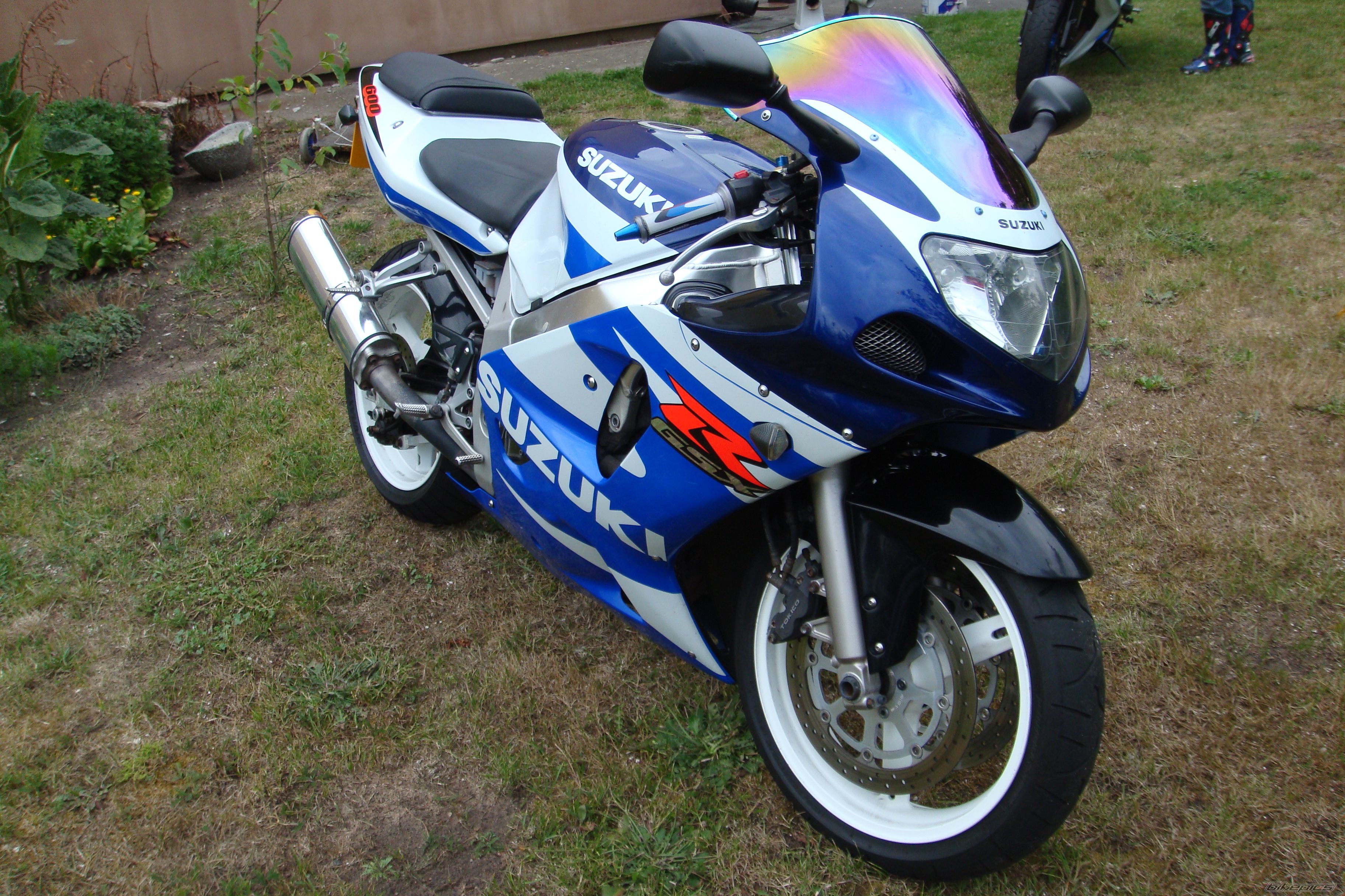 2001 SUZUKI GSX R 600 | Picture 1963876 motorcycle photo
